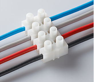 端子臺(tái)特點(diǎn)以及產(chǎn)品接線(xiàn)圖